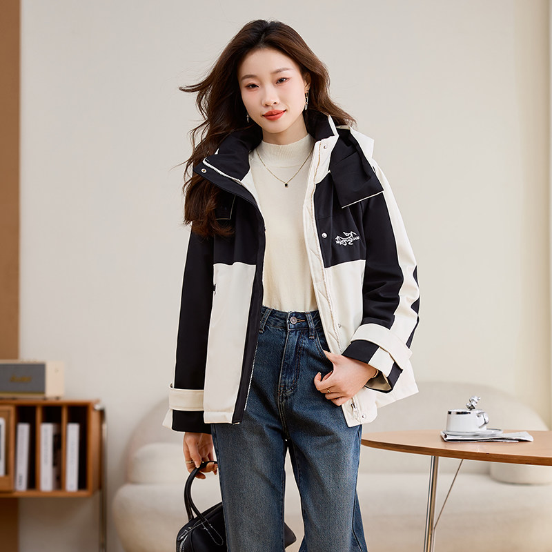 2025年冬季羽绒派克服女时尚潮流款，女装派克服，梦依缘,女装派克服,梦依缘