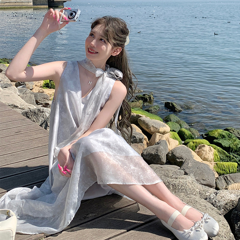 灰色超好看飘带扎染无袖连衣裙女夏季新款高级感森系显瘦V领长裙,女装连衣裙,2C030