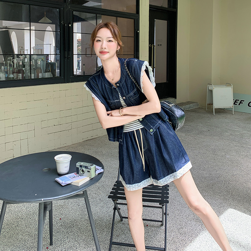现货2D078-T2050-P155K238条纹背心+马甲+短裤牛仔3件套,女装套装/套裙,2D078