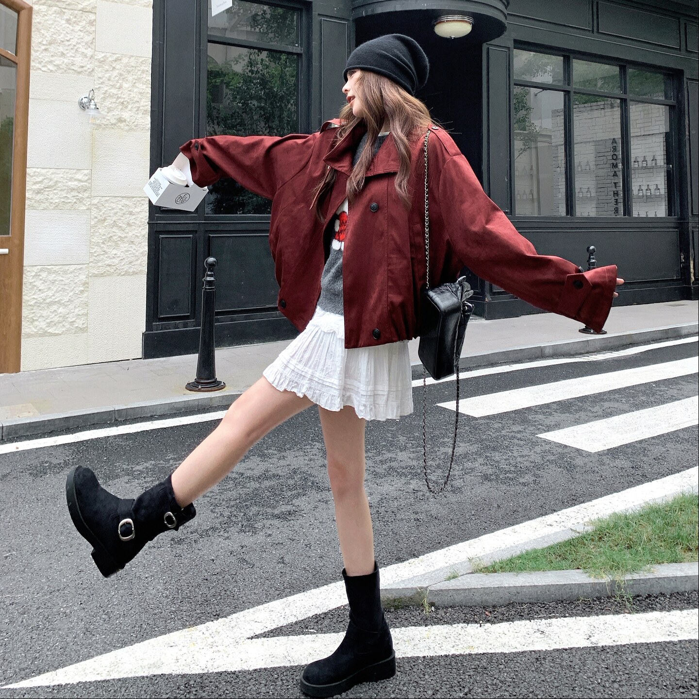 高级小众复古美式红色麂皮外套女春秋2025新款超火好看短夹克上衣,女装短外套,2D008