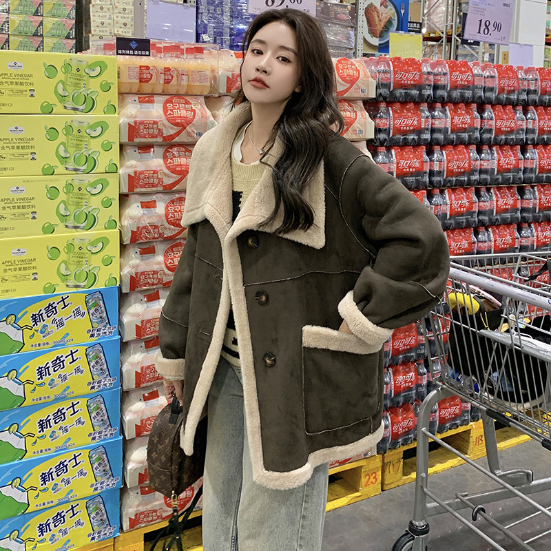 新款现货美拉德摩咖皮毛一体两面穿鹿皮绒外套P195K288,女装短外套,2C333