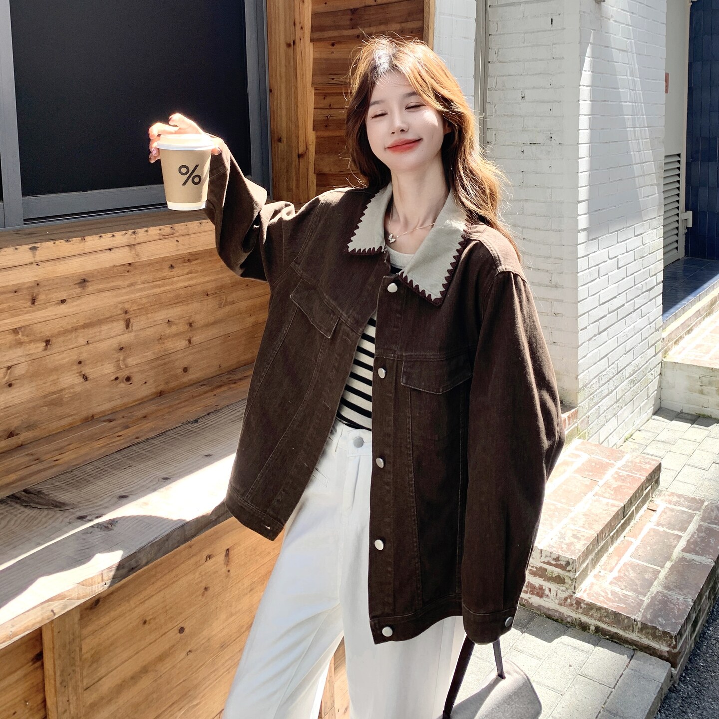 咖色超好看牛仔工装夹克女秋季2025新款小个子休闲显瘦港风短外套图片