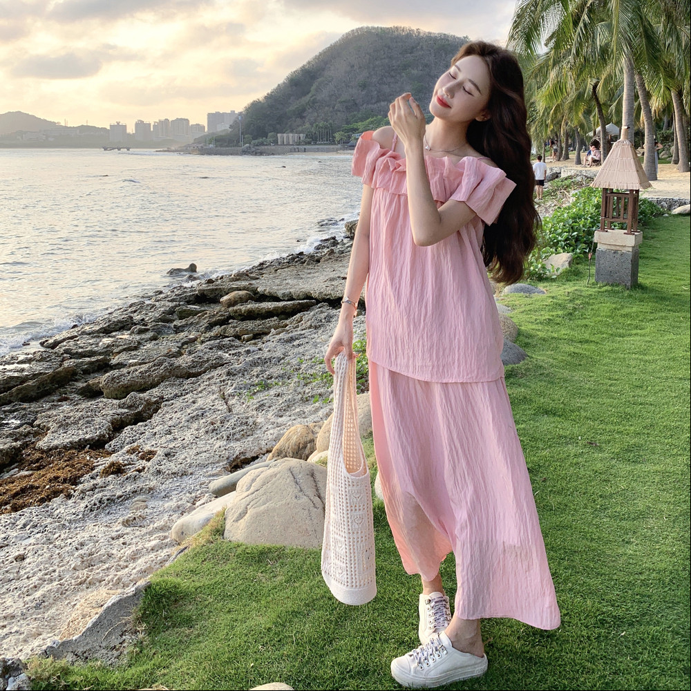 粉色木耳边一字肩上衣套装女2025夏新款温柔甜美减龄半身裙两件套,女装套装/套裙,2C327