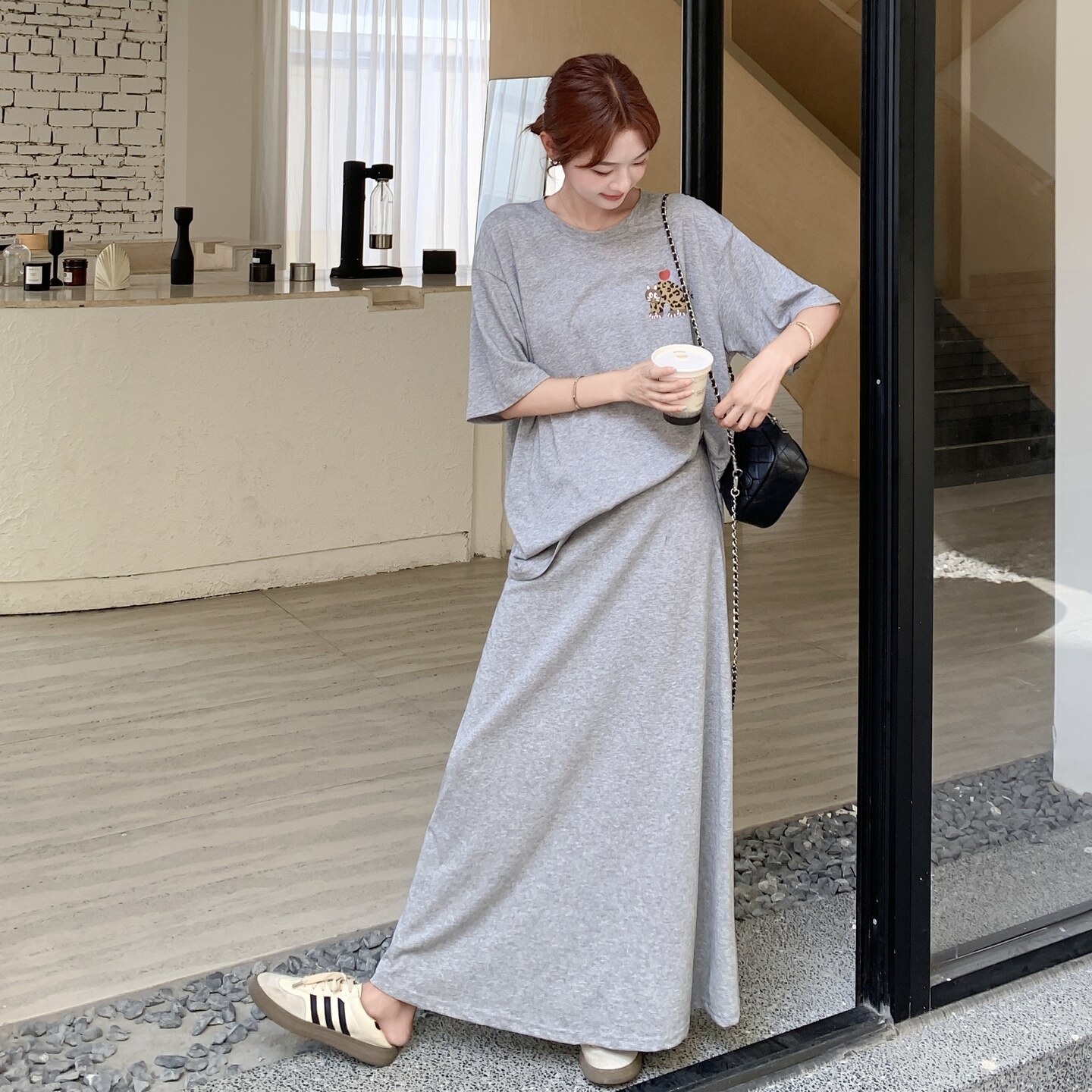 卡通印花T恤半身裙套装女夏2025新款松驰感慵懒风两件套超火流行,女装套装/套裙,2C225