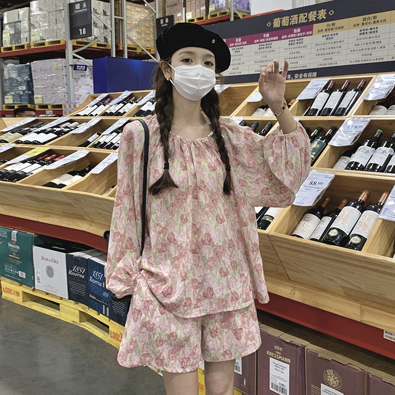 法式茶歇碎花灯笼袖上衣套装女2025夏季新款显瘦阔腿短裤子两件套,女装套装/套裙,2D044