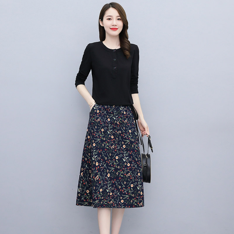 春秋长袖棉布套装裙女2023新款修身显瘦气质小碎花两件套装连衣裙,女装套装/套裙,锦绣伊人