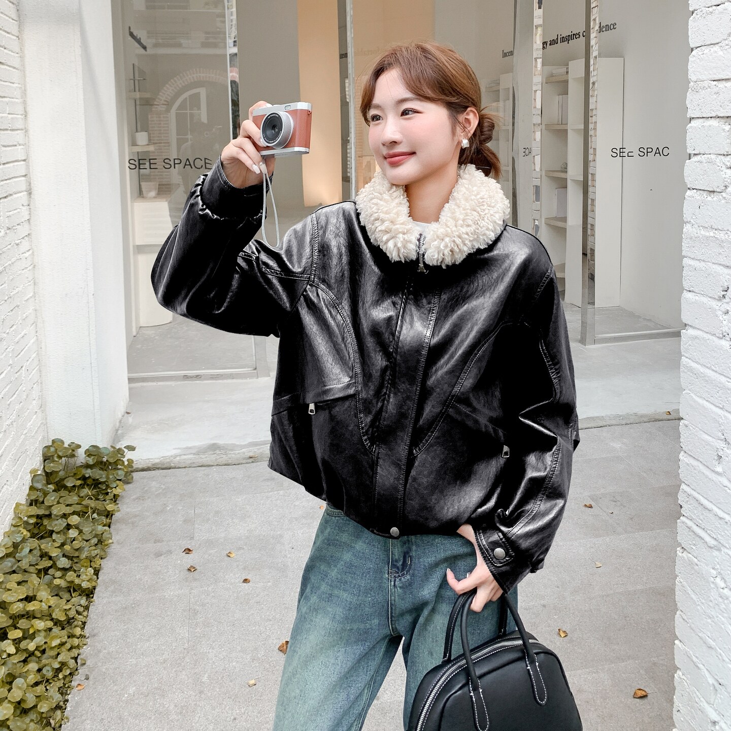 美拉德翻领羊羔毛绒绒拼接皮衣外套女冬季2025新款酷飒风加厚棉服,女装短外套,2C082