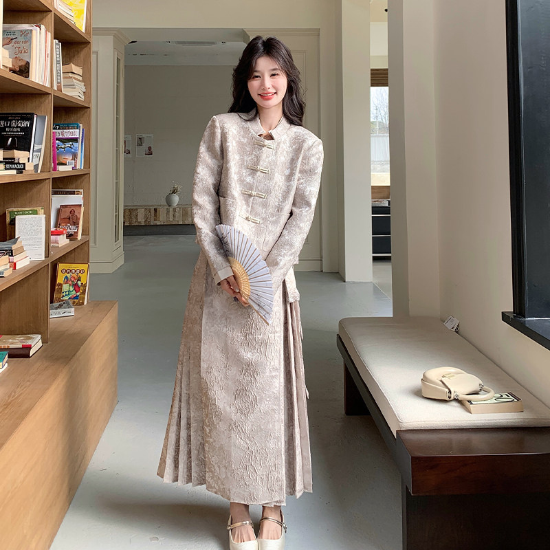 杏色新中式两件套装女春季高级感黑色提花国风上衣高腰半身裙子,女装套装/套裙,2C009