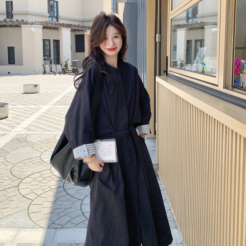 高级感撞色拼接黑色长款风衣外套女春秋2025新款收腰显瘦大衣流行图片