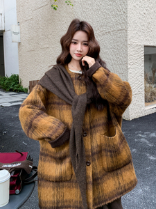 新款2B114-2150P370-K549双面羊绒大衣配围巾图片