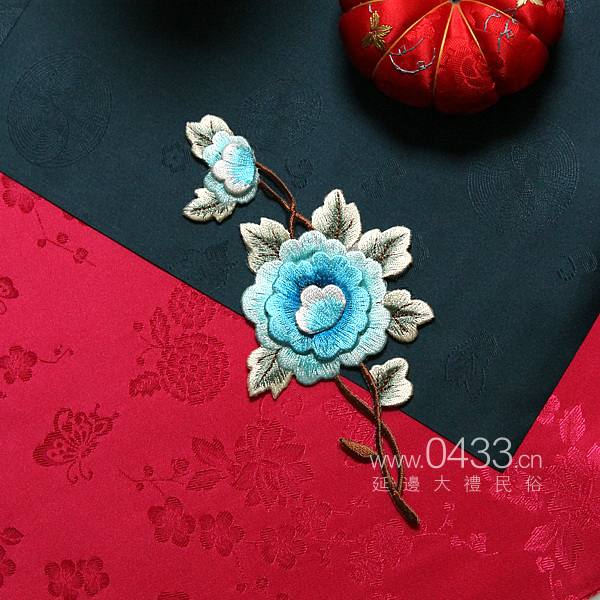 South Korea Original Clothing Import Korean Suit Three-dimensional Flower Branches Leaf Embroidered Patch Chest Flowers H-P04052