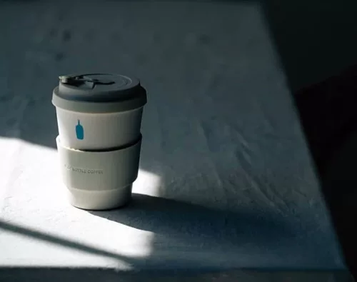 Газированная пятно Blue Bott Coffe