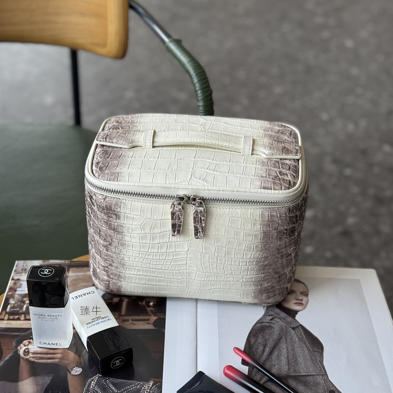 Himalaya Cosmetic Bag, High-End Crocodile Pattern Cowhide Hand-Held Storage Bag, Large-Capacity Travel and Business Trip Toiletry Bag Himalaya Cosmetic Bag, High-End Crocodile Pattern Cowhide Hand-Held Storage Bag, Large-Capacity Travel and Business Trip Toiletry Bag
