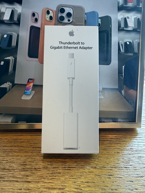 Genuine Apple Thunderbolt 2 Gigabit Ethernet Adapter Thunderbolt Converter Md463Fe/A Genuine Apple Thunderbolt 2 Gigabit Ethernet Adapter Thunderbolt Converter Md463Fe/A