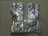 Heat insulation clothing gloves 1000 degree fire heat insulation clothing gloves High temperature gloves