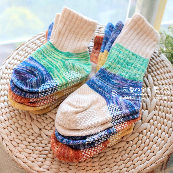 Three-double-loaded baby male and female baby Baochun autumn winter cotton thread color bar skid-proof short cylinder midcylinder pine stockings