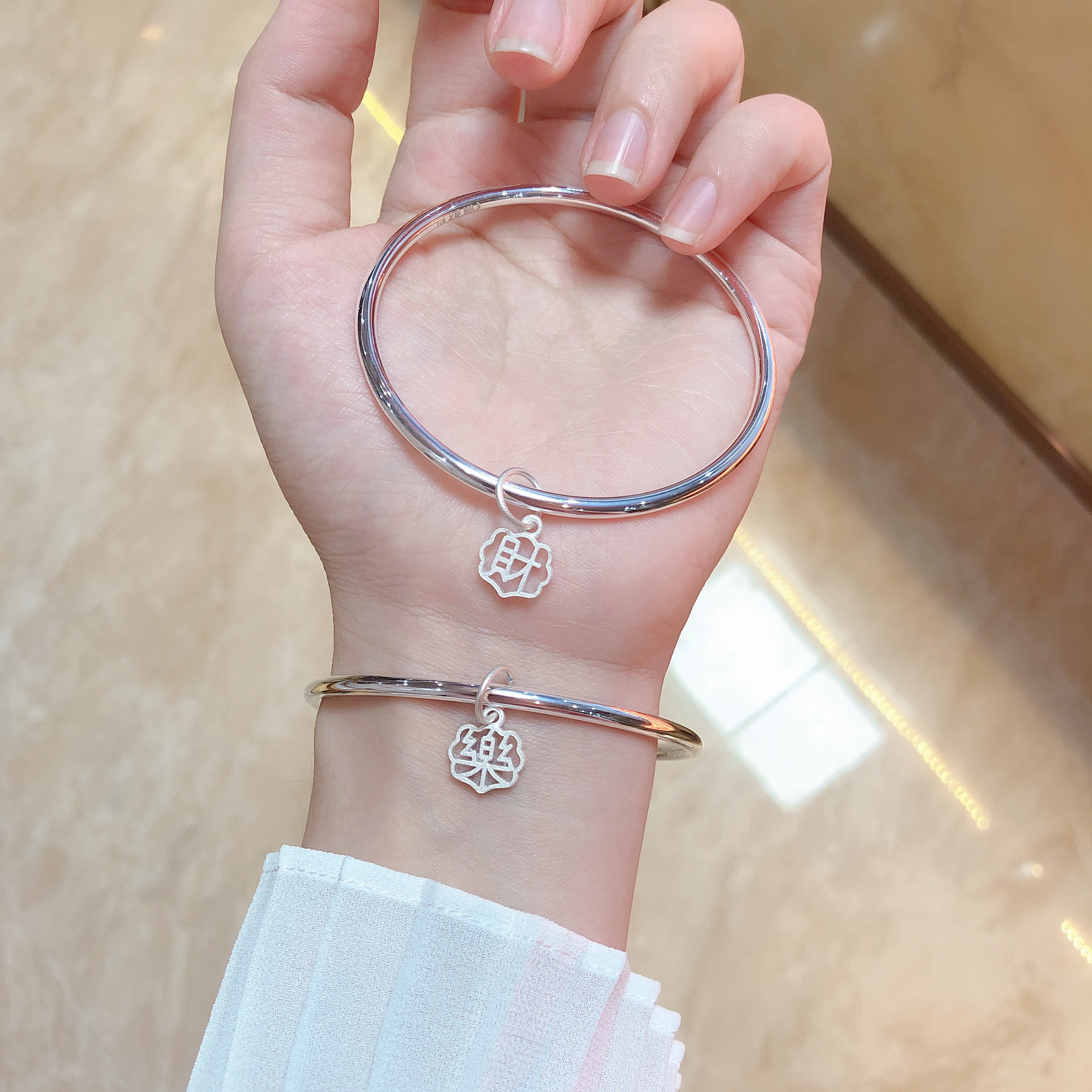 999 sterling silver bracelet foot silver bracelet aperture closed Japanese and Korean simple glossy silver jewelry to send girlfriend birthday gift