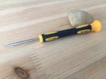 Ultra small one-blade screwdriver 1 5MM flat head screwdriver open screwdriver suitable for electronic watch digital tape magnetic