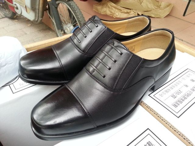 Men's Dress Three-Splice Leather Shoes