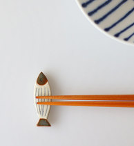 Spot Light Yang Pottery Japan Style Seagull Fish Hands For Pottery ceramic Pottery Chopsticks holder Chopsticks Rack Table Pendulum Pieces