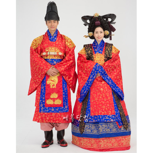 South Korea Imports of traditional ethnic groups to marry Han uniforms court Festive Red Dress 1016 1017