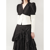 LAN VIVIER literary retro black and white up and down stitching bubble sleeve simple temperament V collar top female