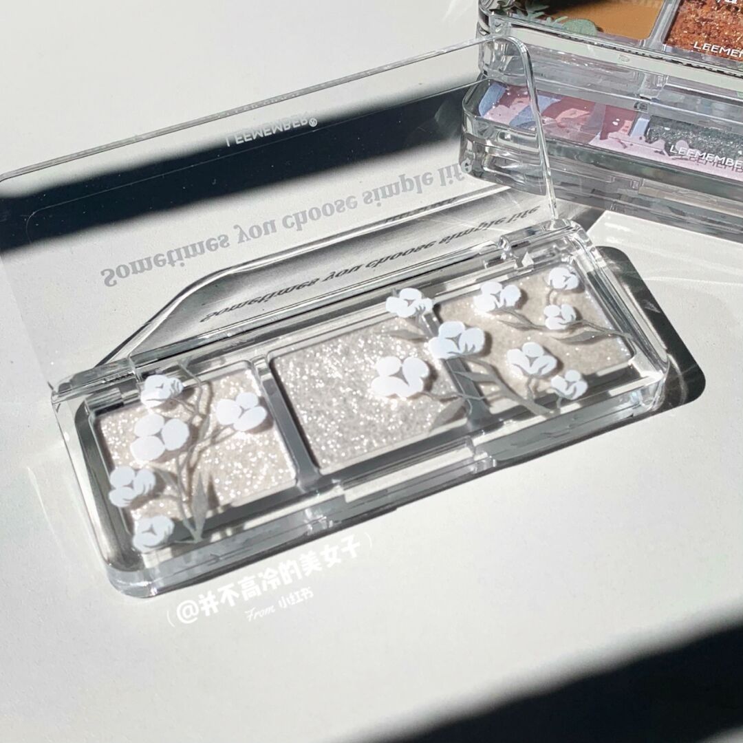 Clear Cold White Jade Blue Three Types Of Broken Drill Feel of Lai Meng Three-Color Eye Shadow JM07 Odorless Air No Base Color Polarized