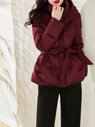 Jianman lightweight body-feeling literary retro red shiny hooded lace-up short real white goose down thickened down jacket winter