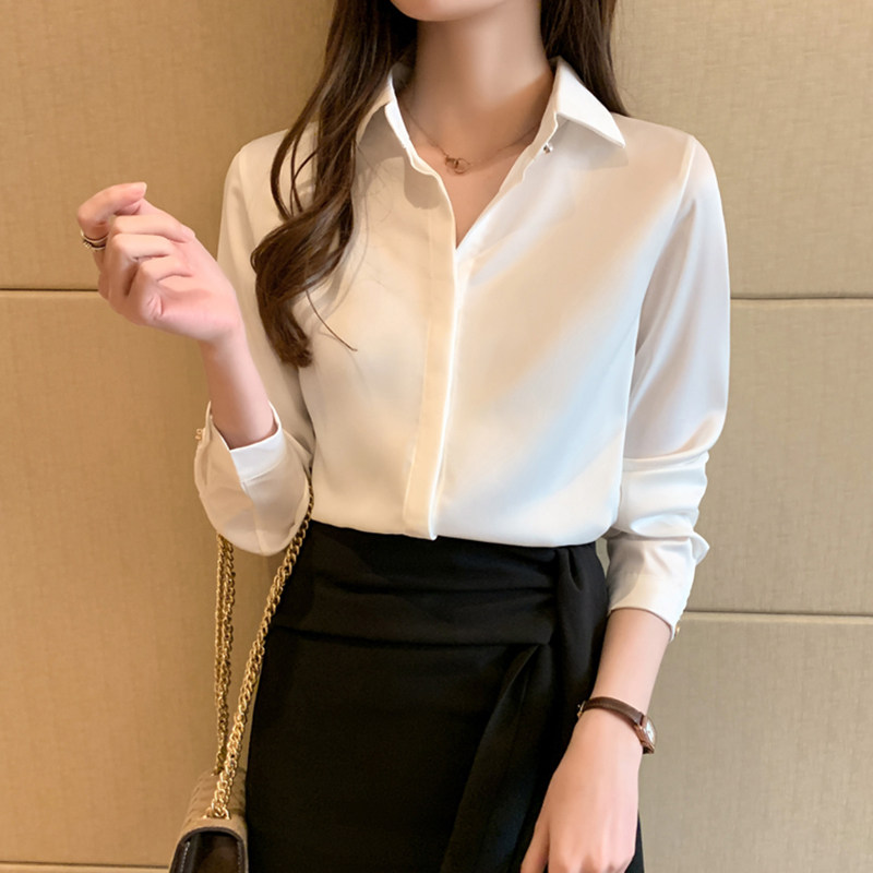 Chiffon white shirt women's long-sleeved 2020 spring and autumn new Korean version professional loose temperament casual top dress shirt