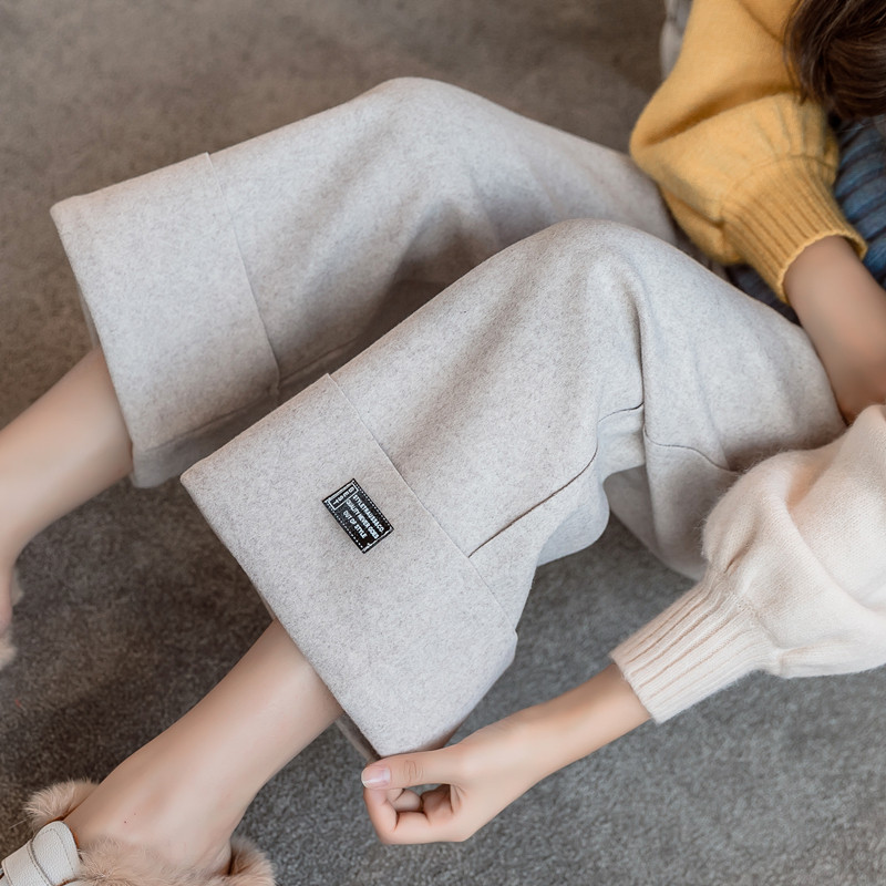 Pregnant Woman Pants Autumn Winter Clothing 2021 New Fashion Models Broadleg 90% Thickened Hair outside wearing long pants Spring and autumn