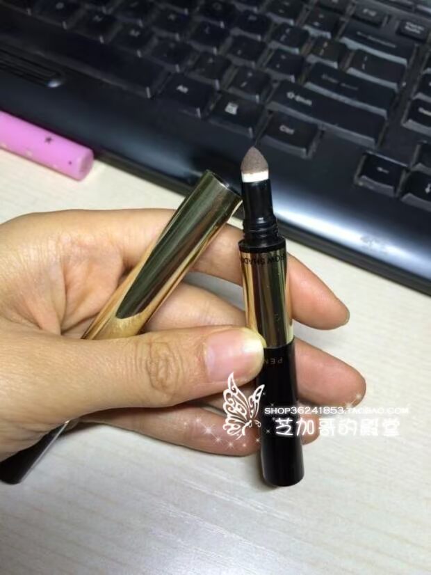 Thái Lan Mistine3D từ lông mày bút chì nhuộm lông mày kem ba trong một bộ xoay chính hãng không thấm nước và mồ hôi kẻ mày the face shop bảng màu