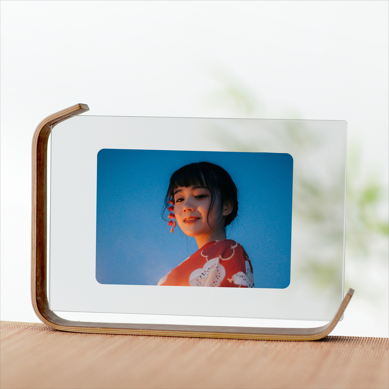 Simple Acrylic Solid Wood Desktop Photo Frame Stand Creative 6-Inch 7inch 8inch Frame Tabletop Picture Frame for Mounting