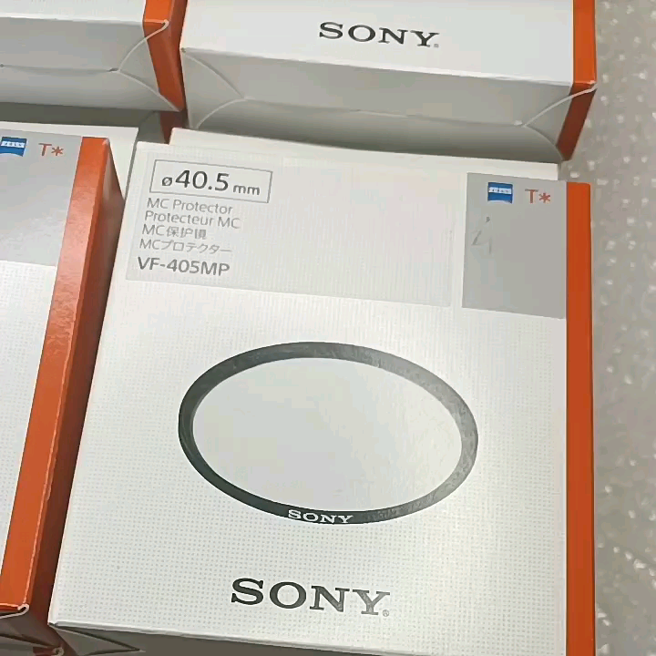 77mm UV镜卖550。索尼本波是智商税还是护镜界天花板？