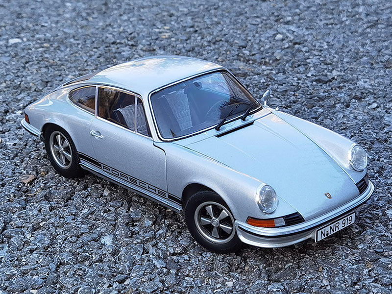 Schuco 1/18 911 S COUPE Diecast Car Model Gifts Collection Silver