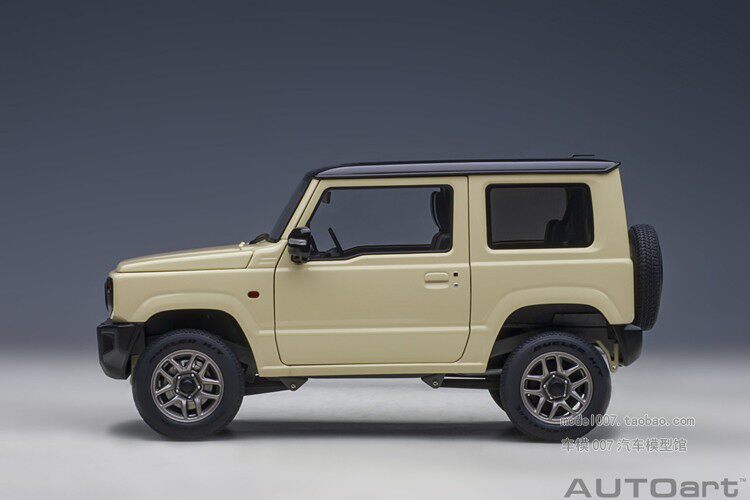 Модель машины 奥拓汽车模型吉姆尼1:18
