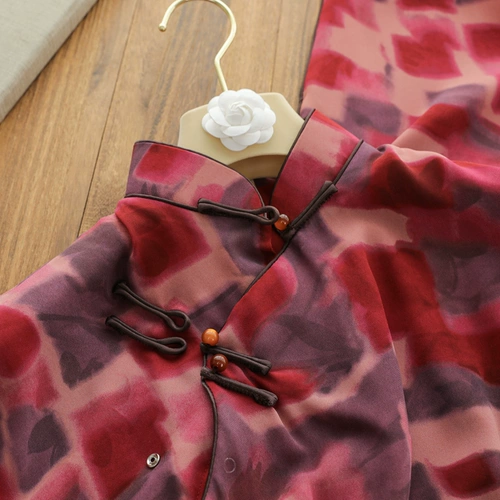 俏娘鱼 Ретро красное летнее элегантное ципао, городской стиль