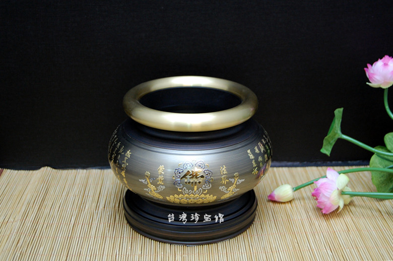 Taiwan's Liu Jinliu Silver Buddha Character Hearts Warp Incense Stove Stand Stove Pure Bronze Incense Stove Gods Furnace Guanyin Stove