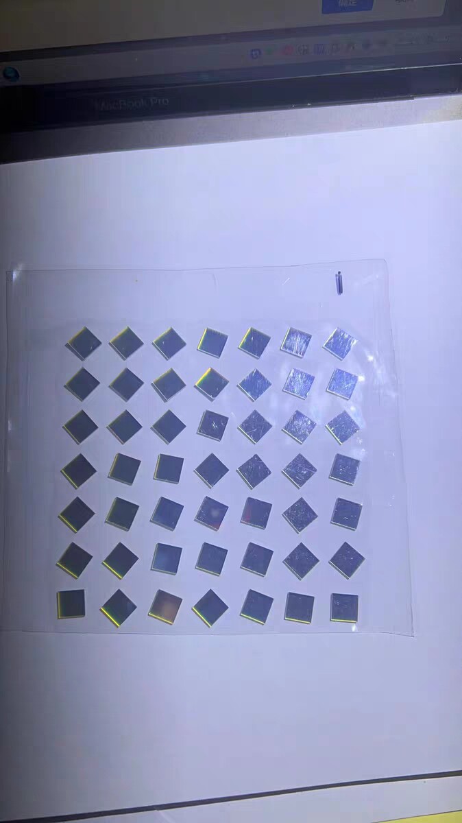340nm窄带滤光片 uva紫外滤波镀膜镜片 6*6*2mm 半宽7nm OD5