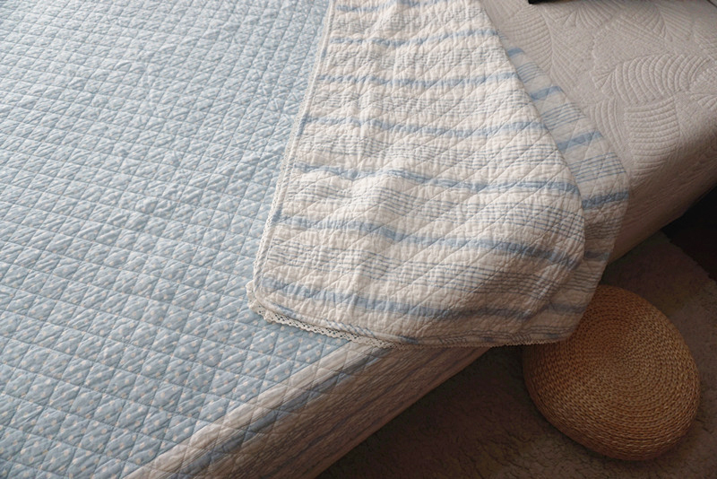 Nhỏ tươi ren bông chất lượng chăn bông chăn bông tấm ba mảnh mỏng drap giuong