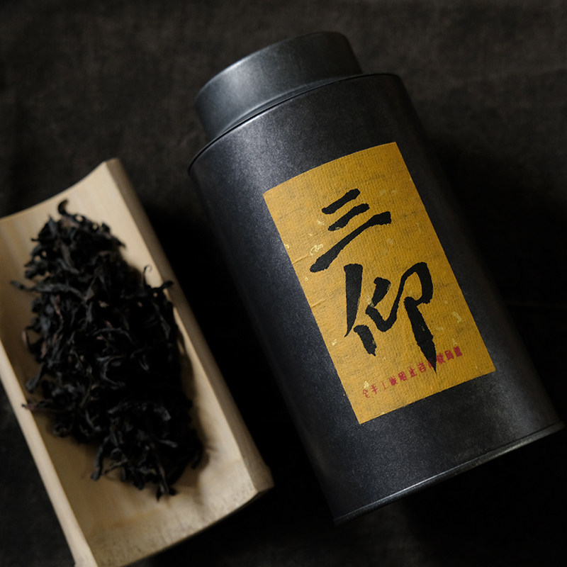 Tea painters Three-admiration water fairy 50 gr Wuyi rock tea Lao guests and dispensers are recommended