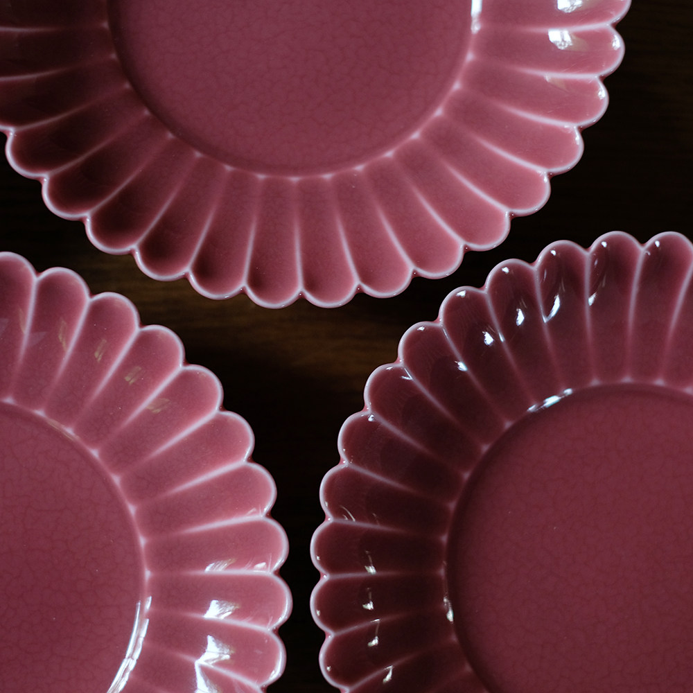 Sale of the Teenage Tea Painter's Old Master's Teenage Hearts Anemone Trays of Kettle Bearing Artist Cooperative Series