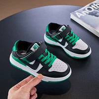 Зеленые низкие туфли