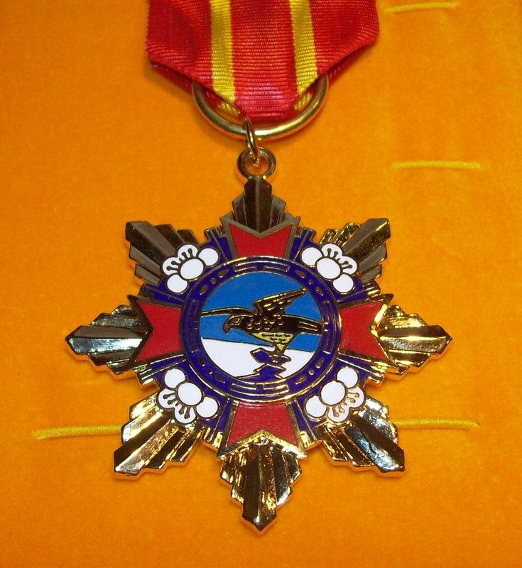 Boutique: Order of the Order of the State of the Republic of China (Bronze Enamel Medal Medal Commemorative Badge Insignia without box)