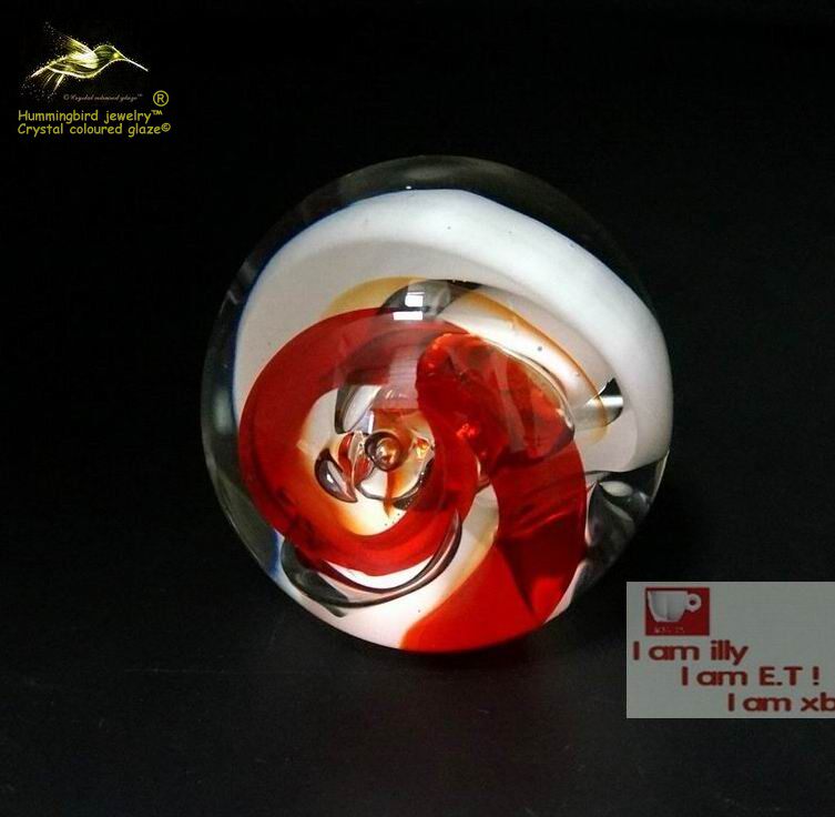 Bookcase Ornament Gift Car Front Crystal Ball Glass Ornament Diameter 5-6cm Red Glass Ball Series