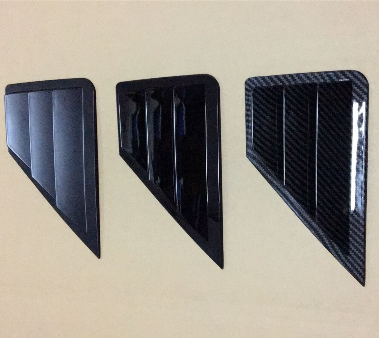 Suitable for Toyota Yizeri CHR rear window Triangle shutter Shark Gill Decoration Patch Exterior Decoration Retrofit