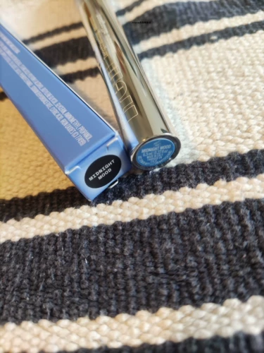 Предмет красота от Addison Rae Lash Snack