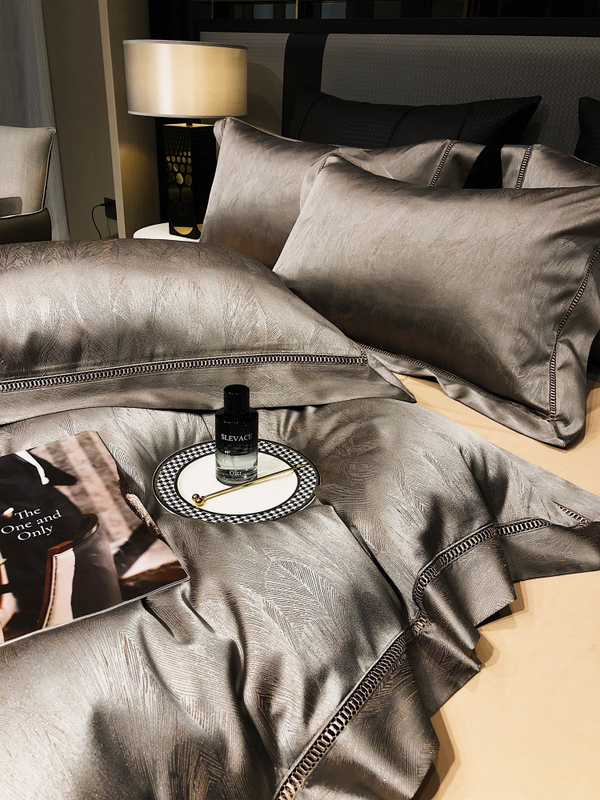 High-End 120-Count Pima Cotton Four-Piece Set, Pure Cotton, Yarn-Dyed Jacquard, Light Luxury Style, Winter Model Room Bedding High-End 120-Count Pima Cotton Four-Piece Set, Pure Cotton, Yarn-Dyed Jacquard, Light Luxury Style, Winter Model Room Bedding