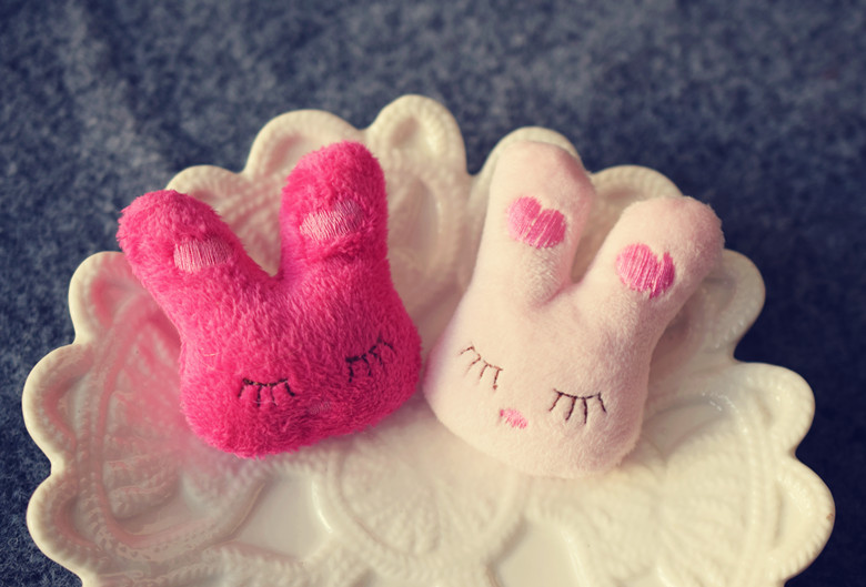 Hàn Quốc trẻ em Hàn Quốc dành cho người lớn làm bằng tay ngọc trai trâm cài phụ kiện trai và gái động vật hoa huy hiệu phim hoạt hình pin hoa cài áo