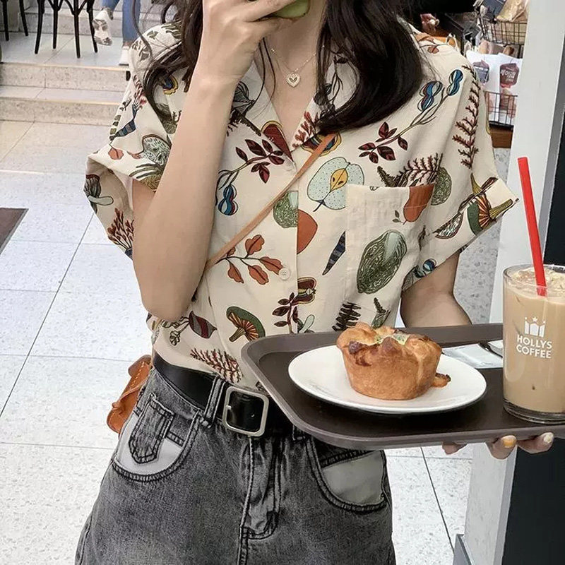 Short-sleeved printed chiffon shirt women's summer 2022 new loose design chic top V-neck thin shirt