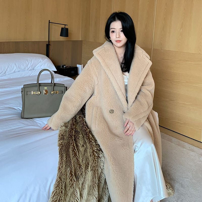 Linlinfs 2026 Winter New Champagne Color m Brand Teddy Bear Coat Alpaca Wool Mid-Length Fur Coat for Women